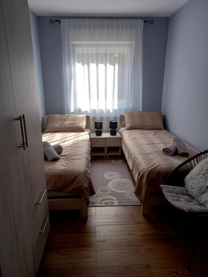 Ferienwohnung Apartman Barbara Pula Exterior foto